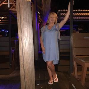 Meet your Posher, Barbara